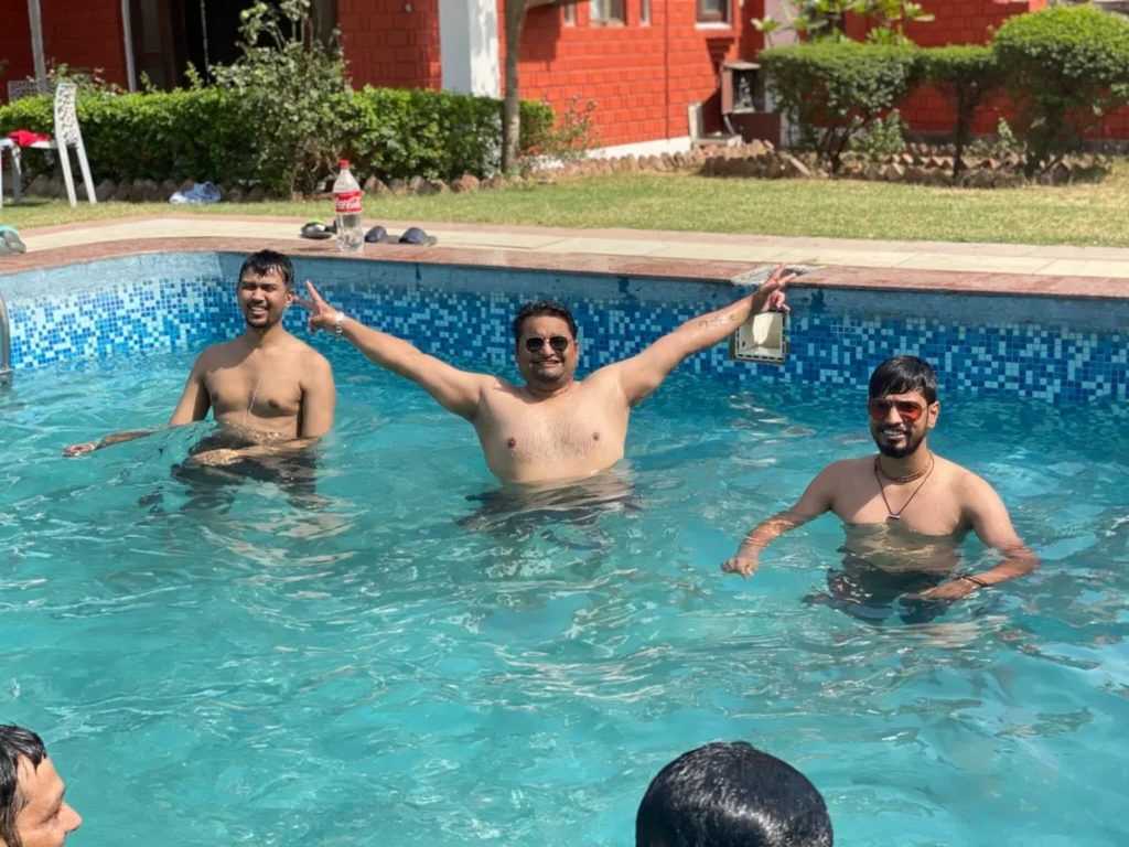 fun team retreats-2